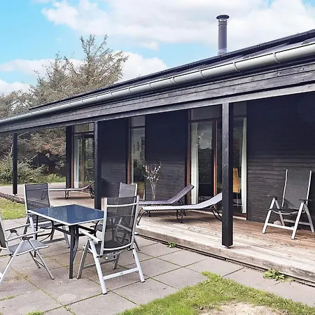 Seaside Sanctuary In Lonstrup-by Traum *