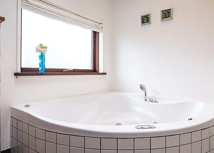 Seaside Sanctuary In Lonstrup-by Traum * Hjørring